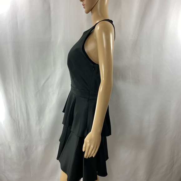 Slate & Willow Open Back LBD Lined Mini Dress 10 - Picture 2 of 4